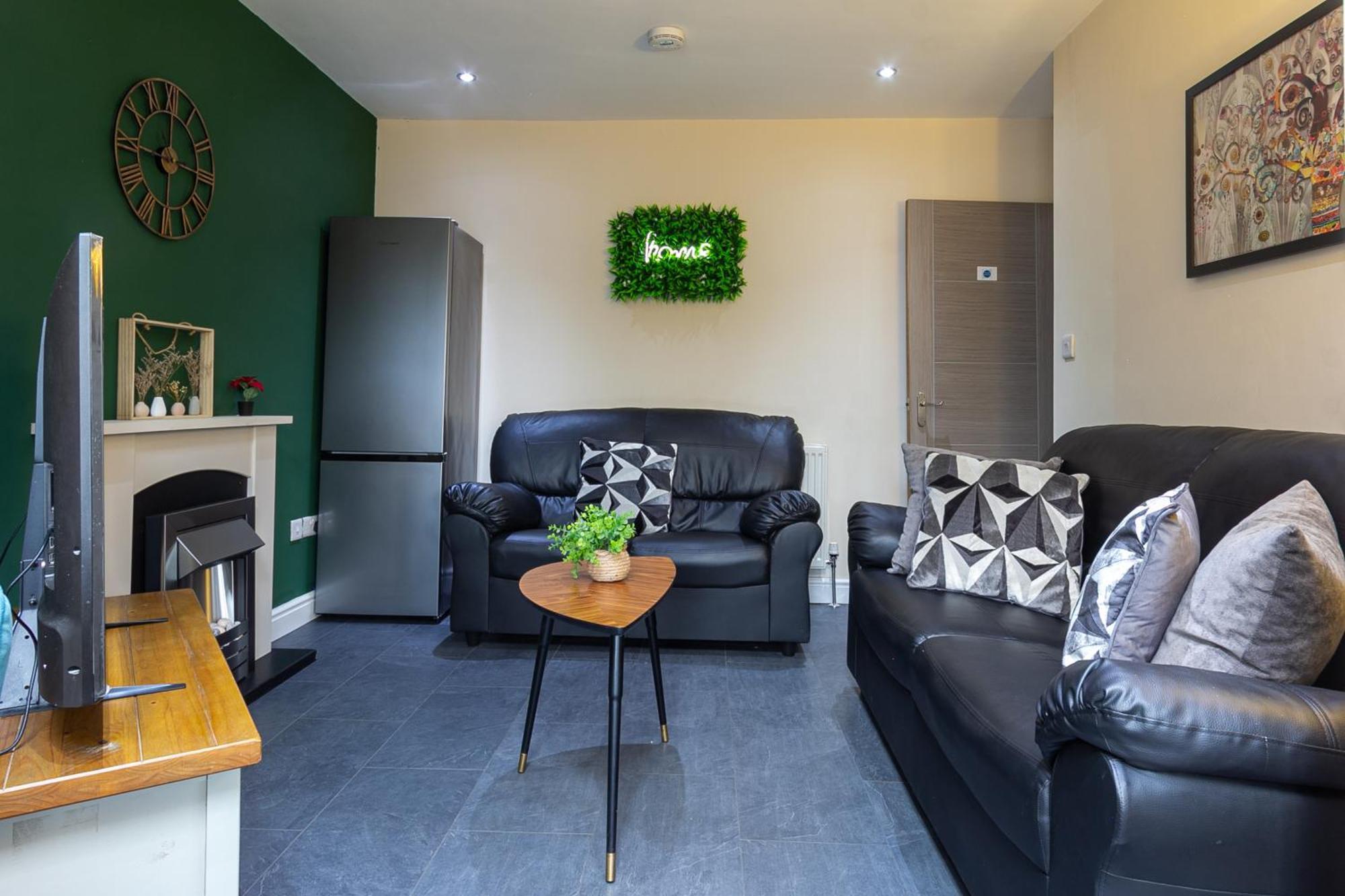 Bathway House - Free Secured Parking And Wifi Leilighet Coventry Eksteriør bilde