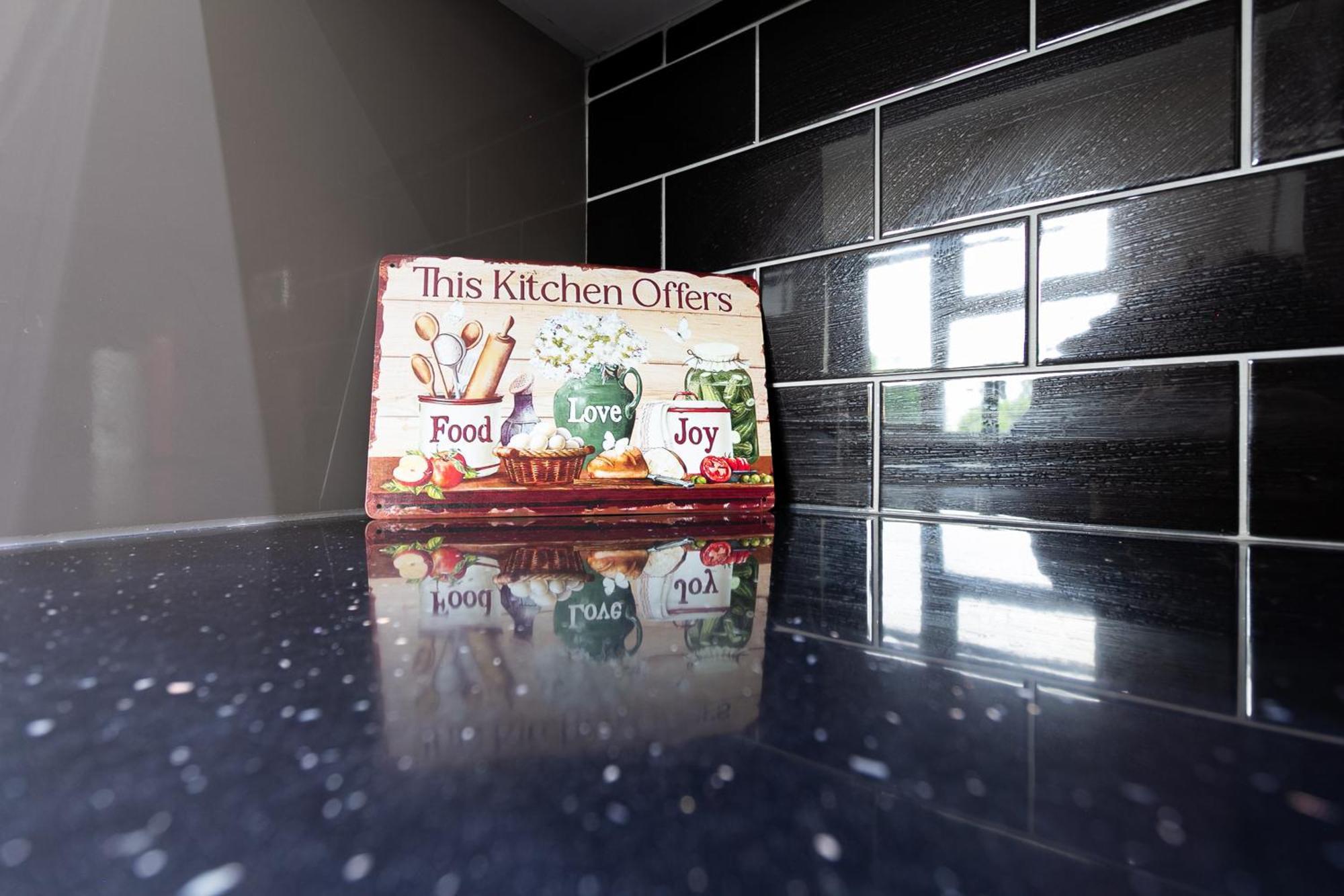 Bathway House - Free Secured Parking And Wifi Leilighet Coventry Eksteriør bilde