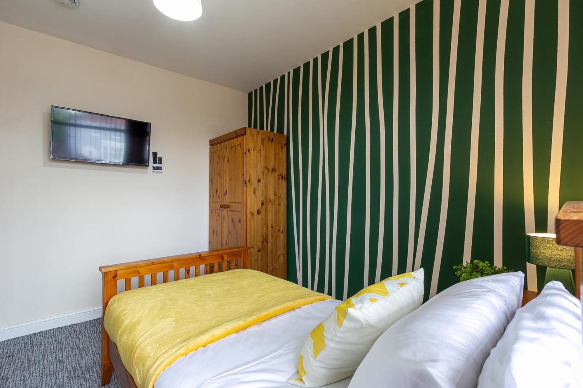 Bathway House - Free Secured Parking And Wifi Leilighet Coventry Eksteriør bilde
