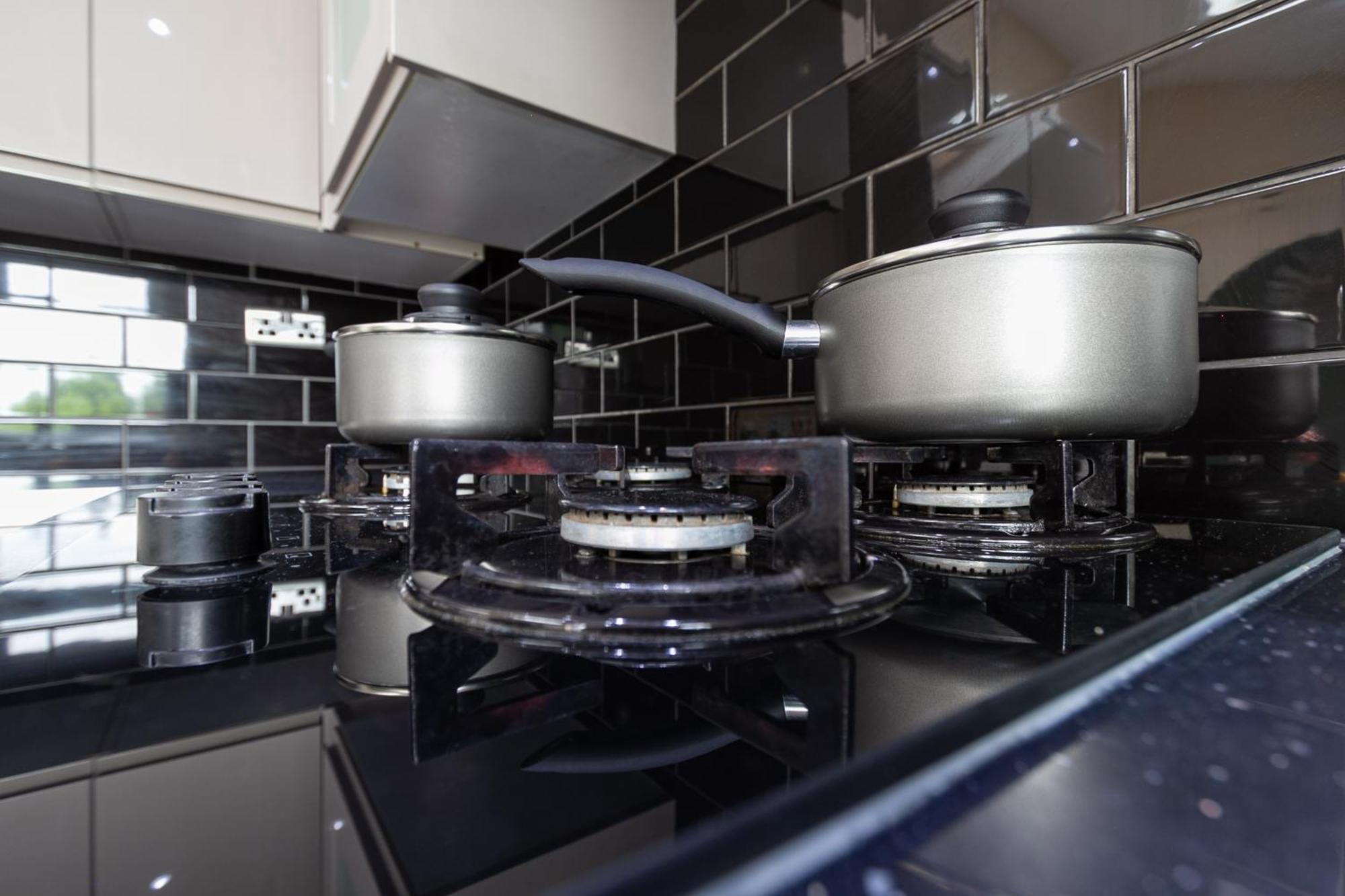 Bathway House - Free Secured Parking And Wifi Leilighet Coventry Eksteriør bilde