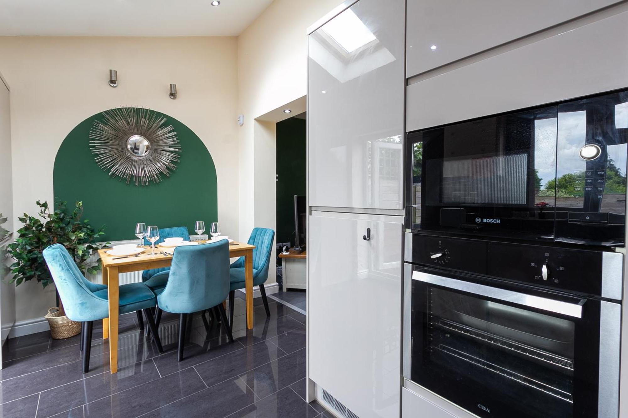 Bathway House - Free Secured Parking And Wifi Leilighet Coventry Eksteriør bilde